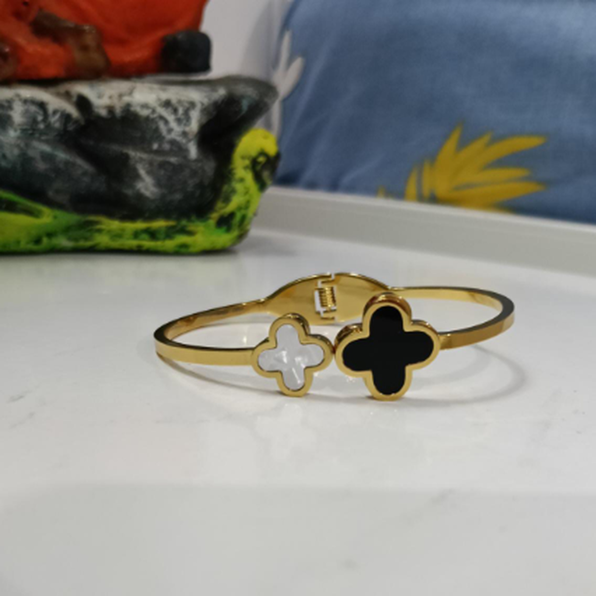Black white clover bracelet for women Korean fashion jewellery
