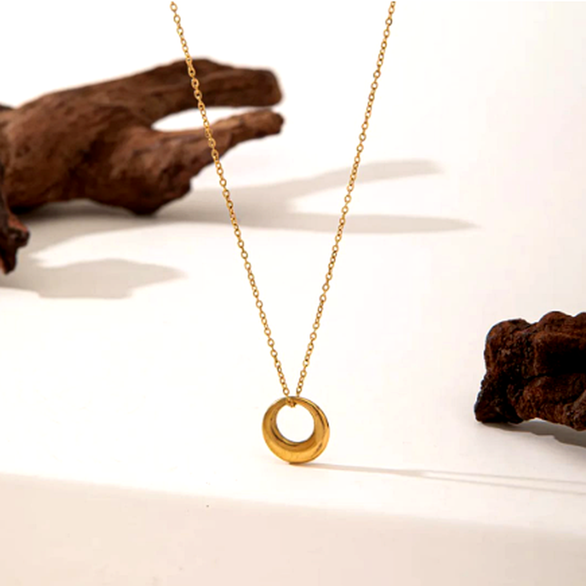 Circle pendant necklace for women minimal gold design